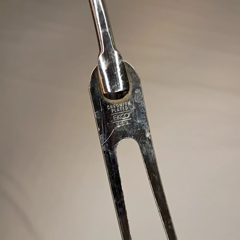 Vtg Ekco Chromium Plated CARVING MEAT FORK Olive Green‎ Handle 12.5 in